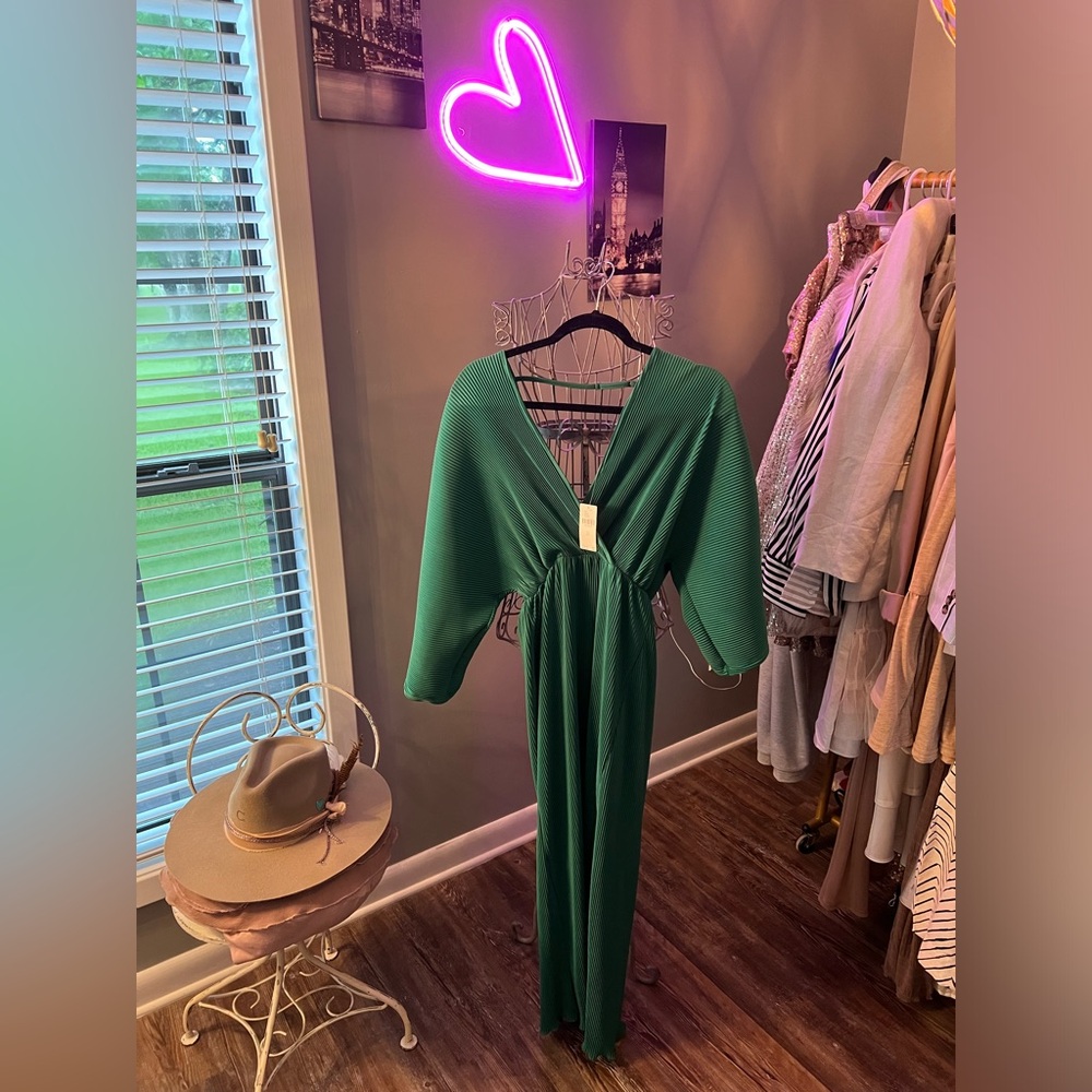 NWT Anthropologie green plisse dress 😍 Sz XS (S) stretchy fit, very light 🩷